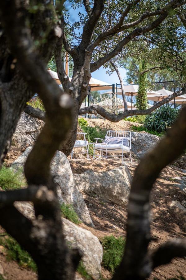 Hotel Restaurant Villa Josephine L'Ile-Rousse  Exterior photo